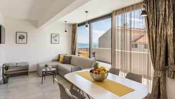 Apartament | Sala d'estar | Televisor de pantalla plana