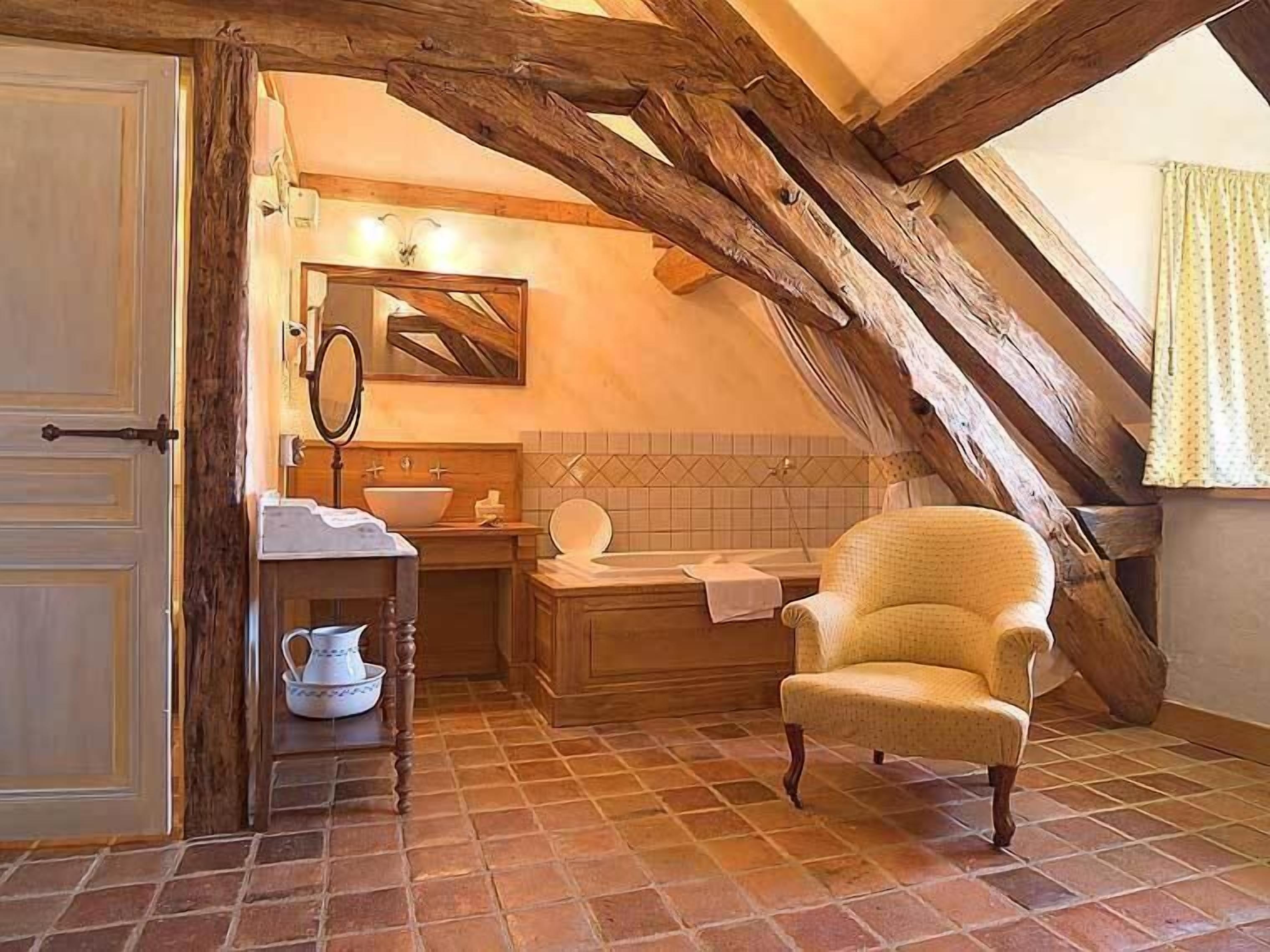 free toiletries, hair dryer, bathrobes, towels