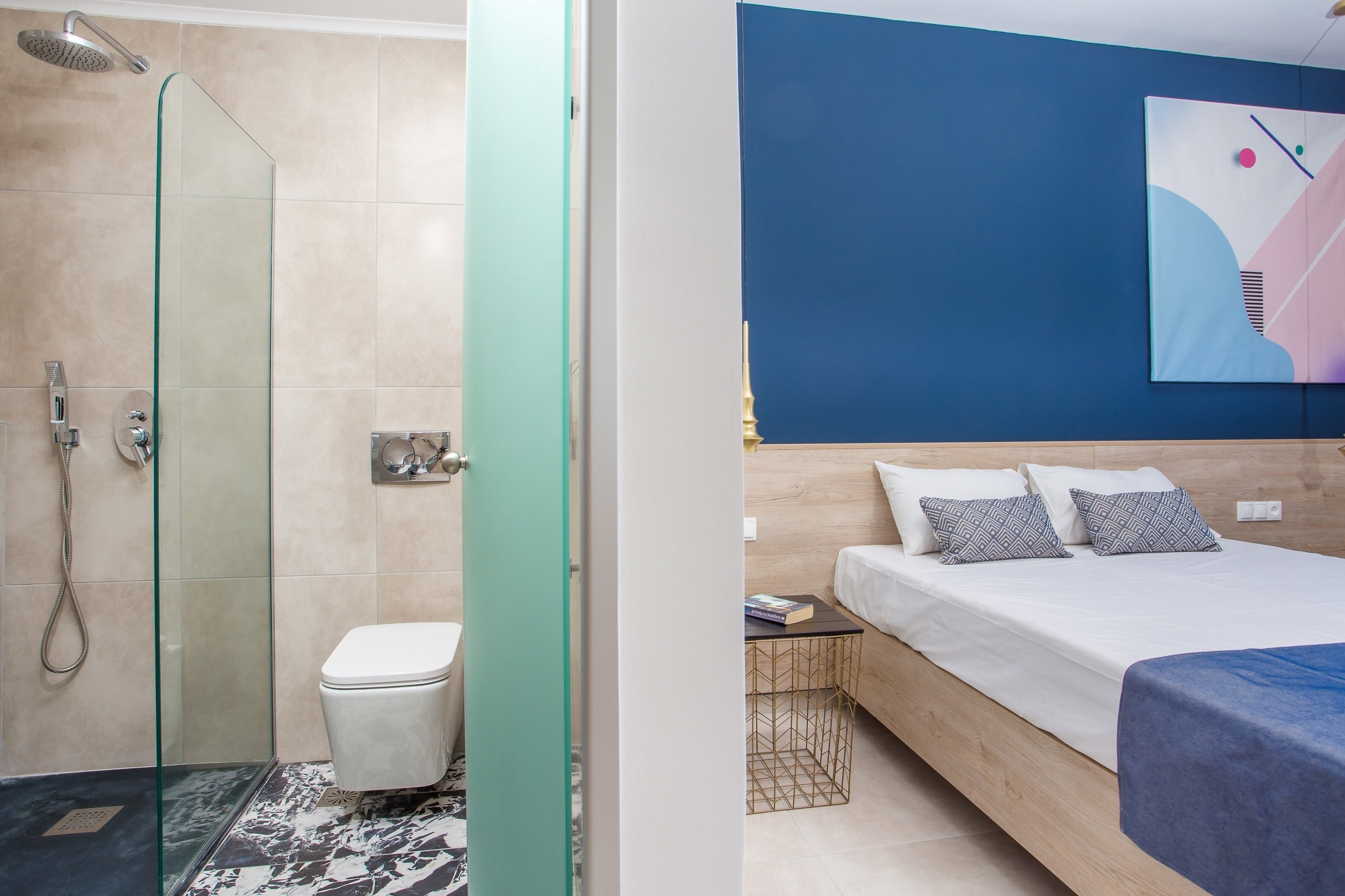 shower, free toiletries, hair dryer, slippers