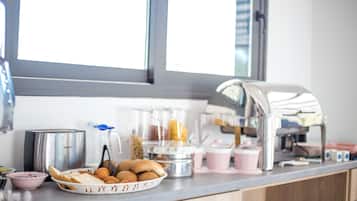 Ilmainen pÀivittÀinen buffetaamiainen