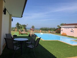 Sundeck