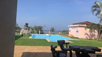 บริเวณภายนอก