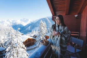 City view from property - Hotel Carlina Courchevel (Courchevel)