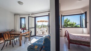 1 bedroom, WiFi (free), bed sheets - Appart Hotel Residence (Villasimius)