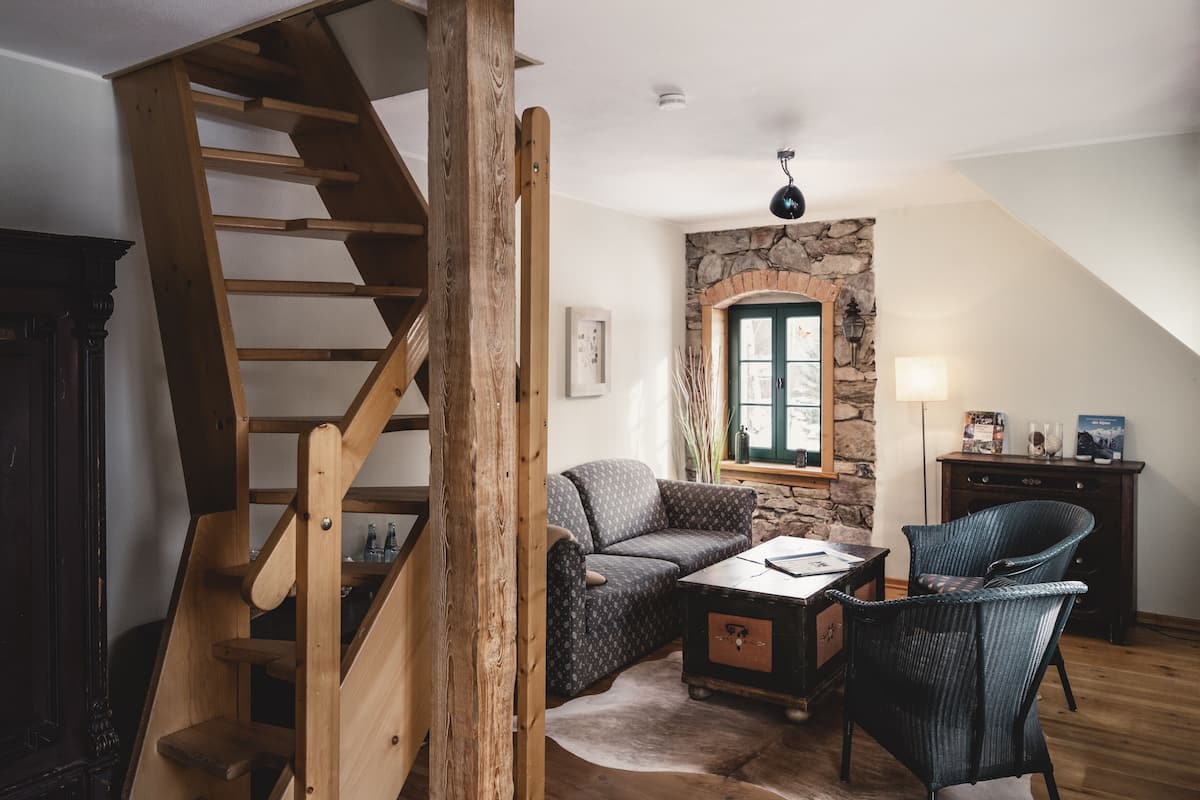 Business Apartment | 1 bedroom, free minibar items, desk, free WiFi