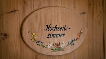 1 bedroom, free minibar items, desk, free WiFi