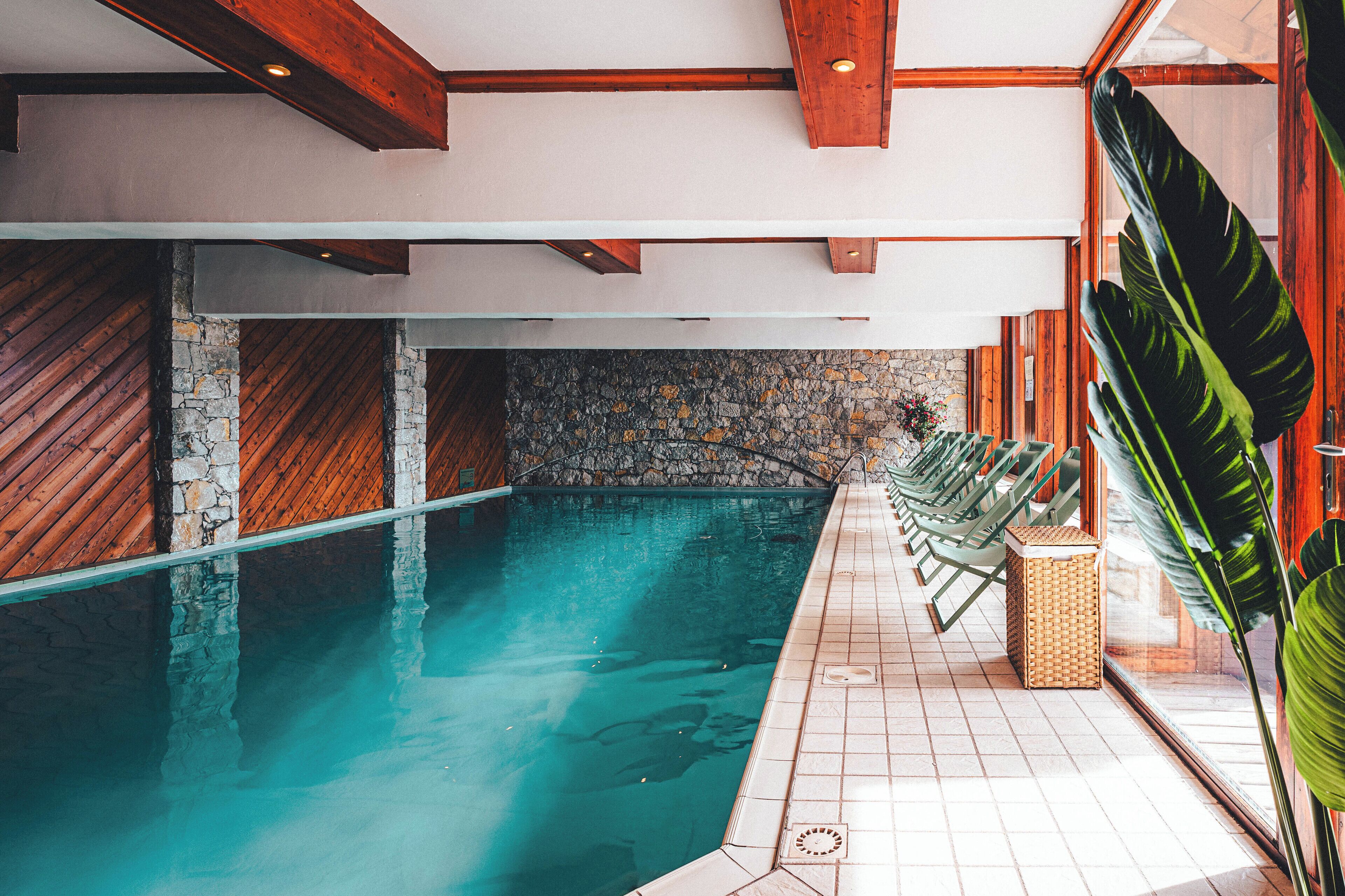indoor pool, pool loungers