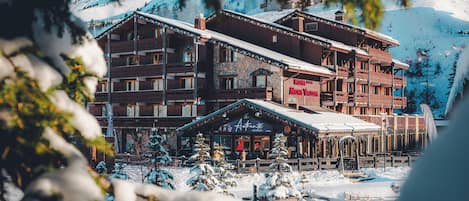 Fachada da propriedade