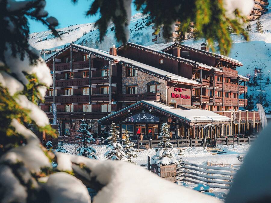 Fachada de la propiedad