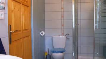 House | Bathroom | Shower, hair dryer, towels