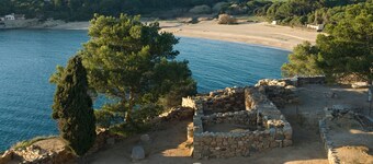 โรงแรมและร้านอาหาร Vostra Llar