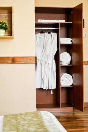 家庭房 |  客房服务设施