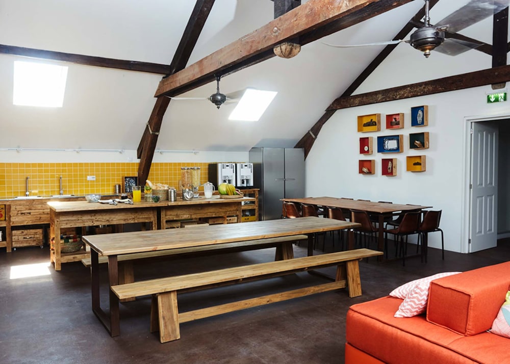 The Passenger Hostel by null