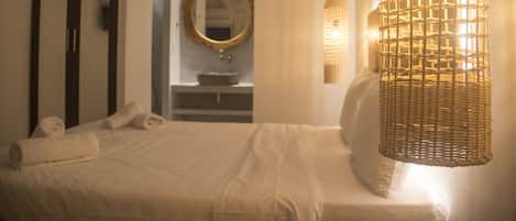 Standard Suite | In-room safe, blackout drapes, iron/ironing board, free WiFi