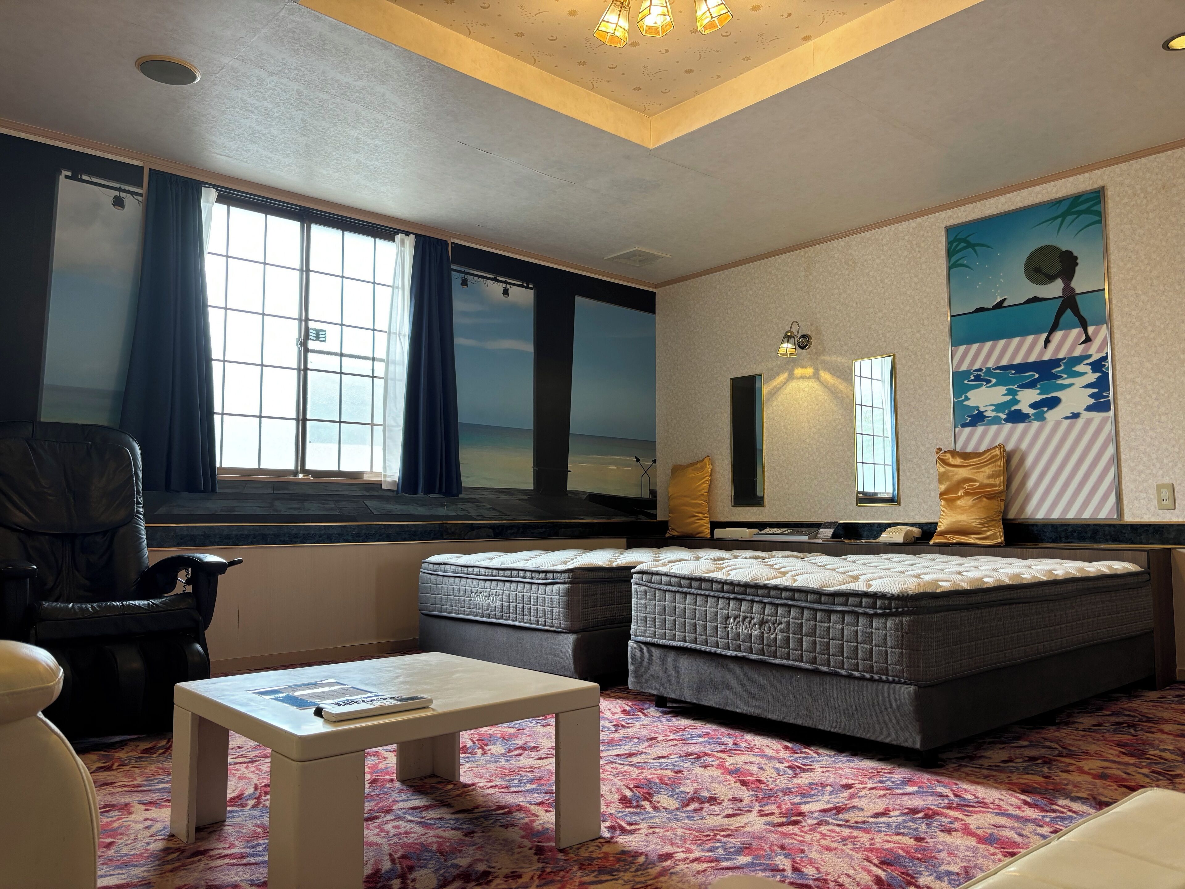 Basic Twin Room | Minibar, free WiFi, bed sheets