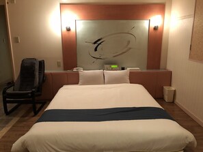 Basic Room, 1 Queen Bed, Non Smoking (B) | Free WiFi, bed sheets - HOTEL Galaxy (Isumi)
