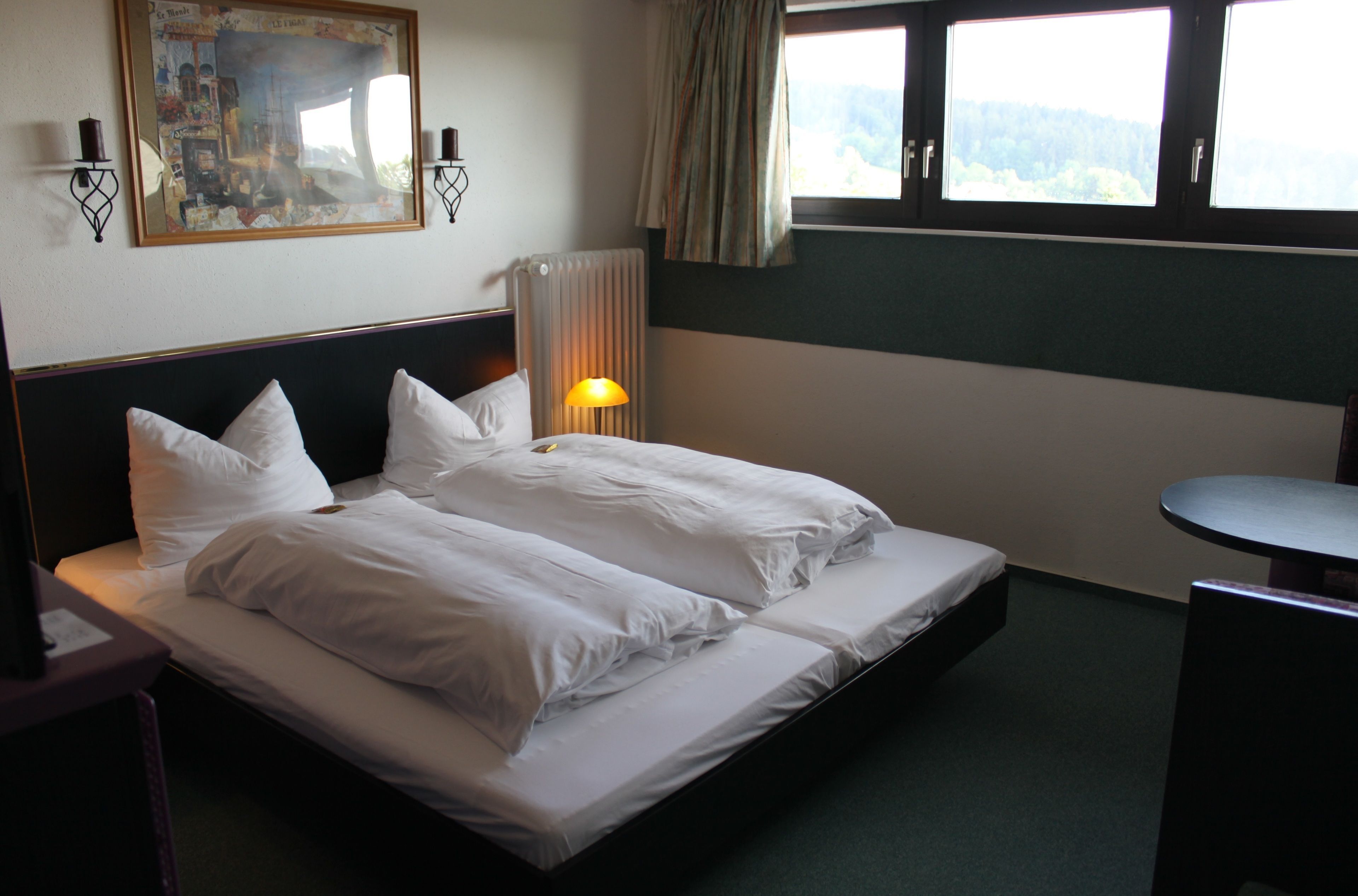 In-room safe, free WiFi, bed sheets