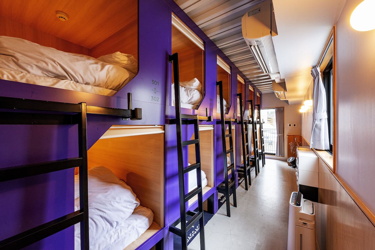 Blackout curtains, free WiFi, bed sheets