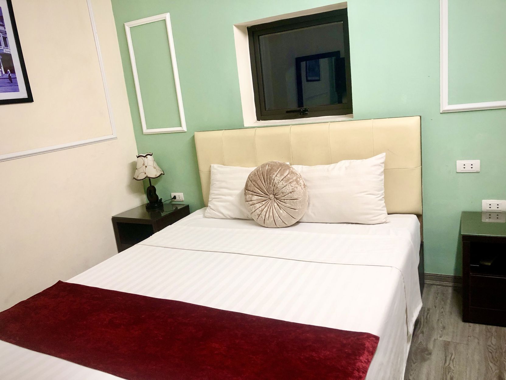 Minibar, in-room safe, desk, soundproofing