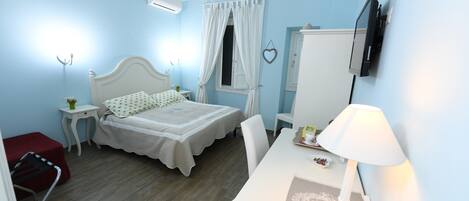 Kahden hengen huone (Celeste) | Minibaari, ilmaiset vauvansängyt, ilmainen Wi-Fi, vuodevaatteet