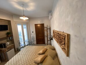 Doppelzimmer, Balkon (Ricordo) | 1 Schlafzimmer, hochwertige Bettwaren, Minibar, Zimmersafe