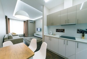 Business Apartment, 1 Bedroom, Balcony | Living area - VIP Apartment Company (Kyiv)