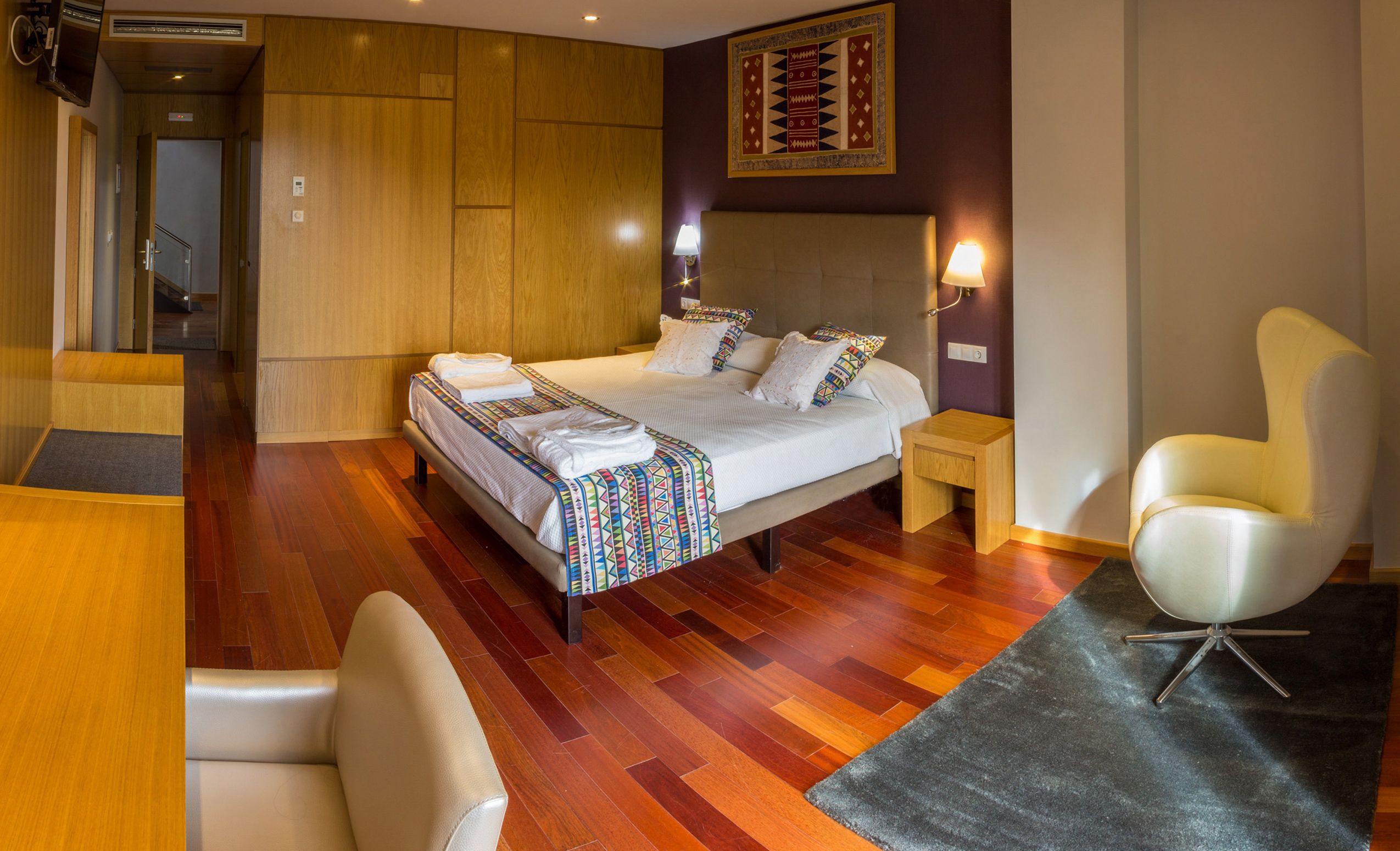 Suite Comfort | 1 kamar tidur, seprai premium, minibar, dan brankas