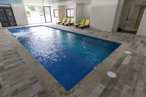 Indoor pool - Vilamoure Hotel de Naturaleza (Punxín)