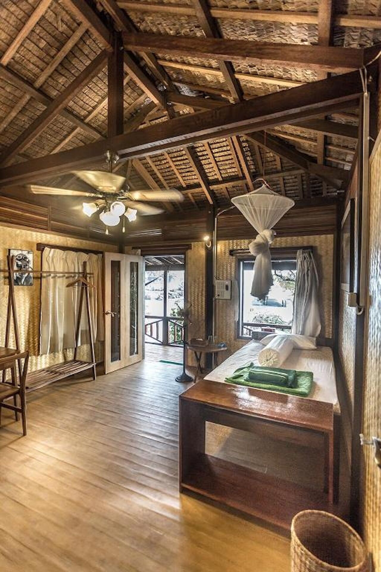 1 bedroom, Egyptian cotton sheets, premium bedding