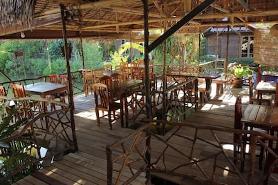 Suchanaree At Leam Ngop