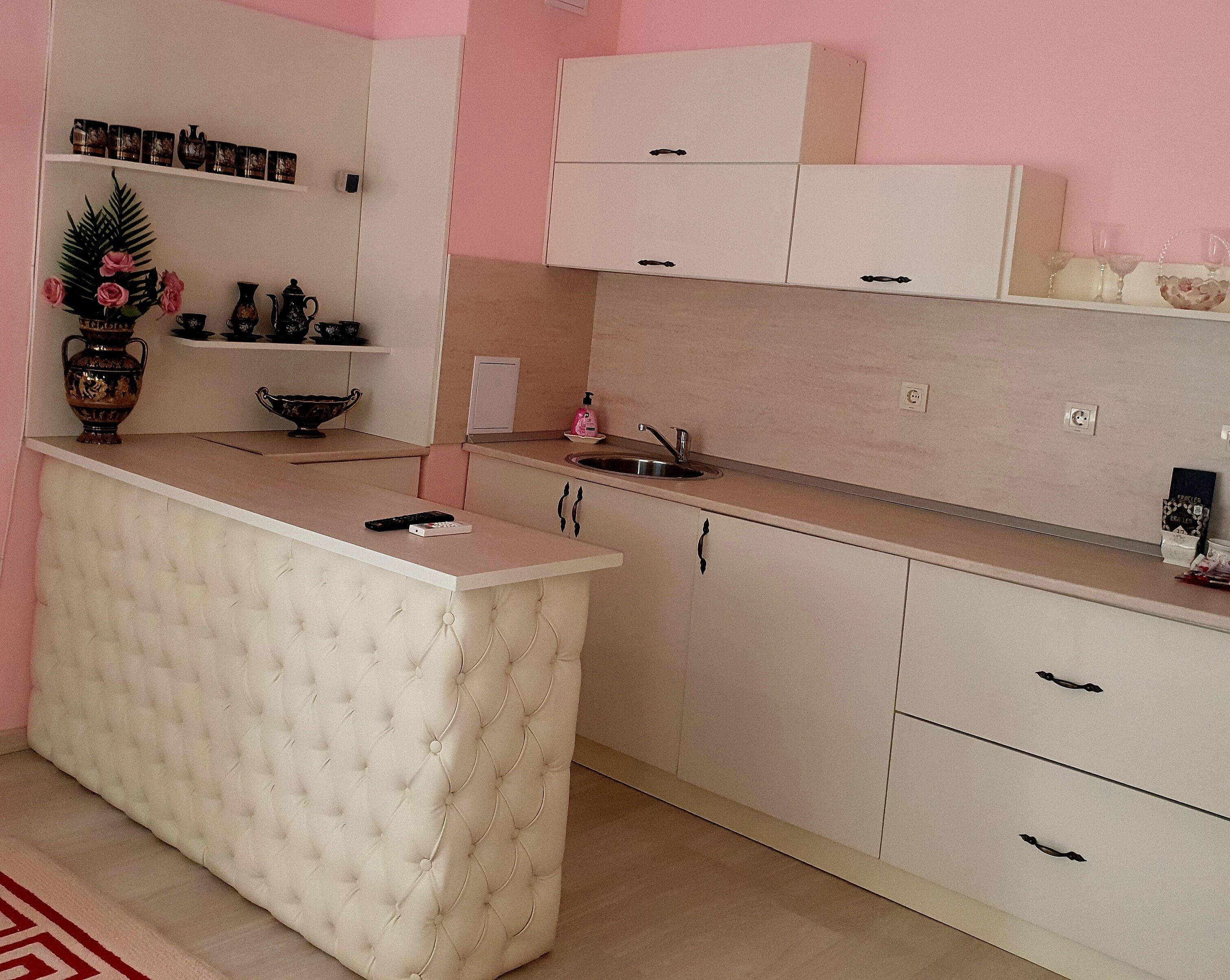 exclusive studio suite, 1 bedroom | 1 bedroom, in-room safe, iron/ironing board, free cots/infant beds