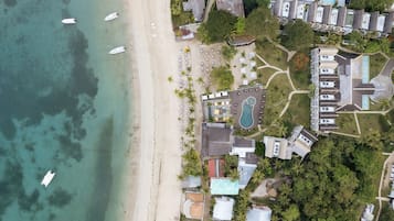 Plage à proximité, snorkeling, bar de plage