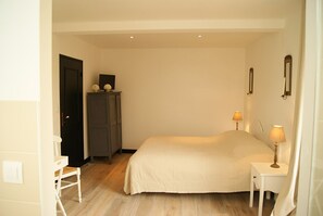 Comfort Double Room, 1 Queen Bed, Non Smoking, Garden View (Anna) | Premium bedding, desk, iron/ironing board, free cots/infant beds