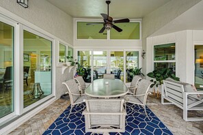 Outdoor dining - 2 Mi to South Beach: Waterfront Home w/ Lanai! (Marco Island)