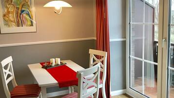 Essbereich im Zimmer