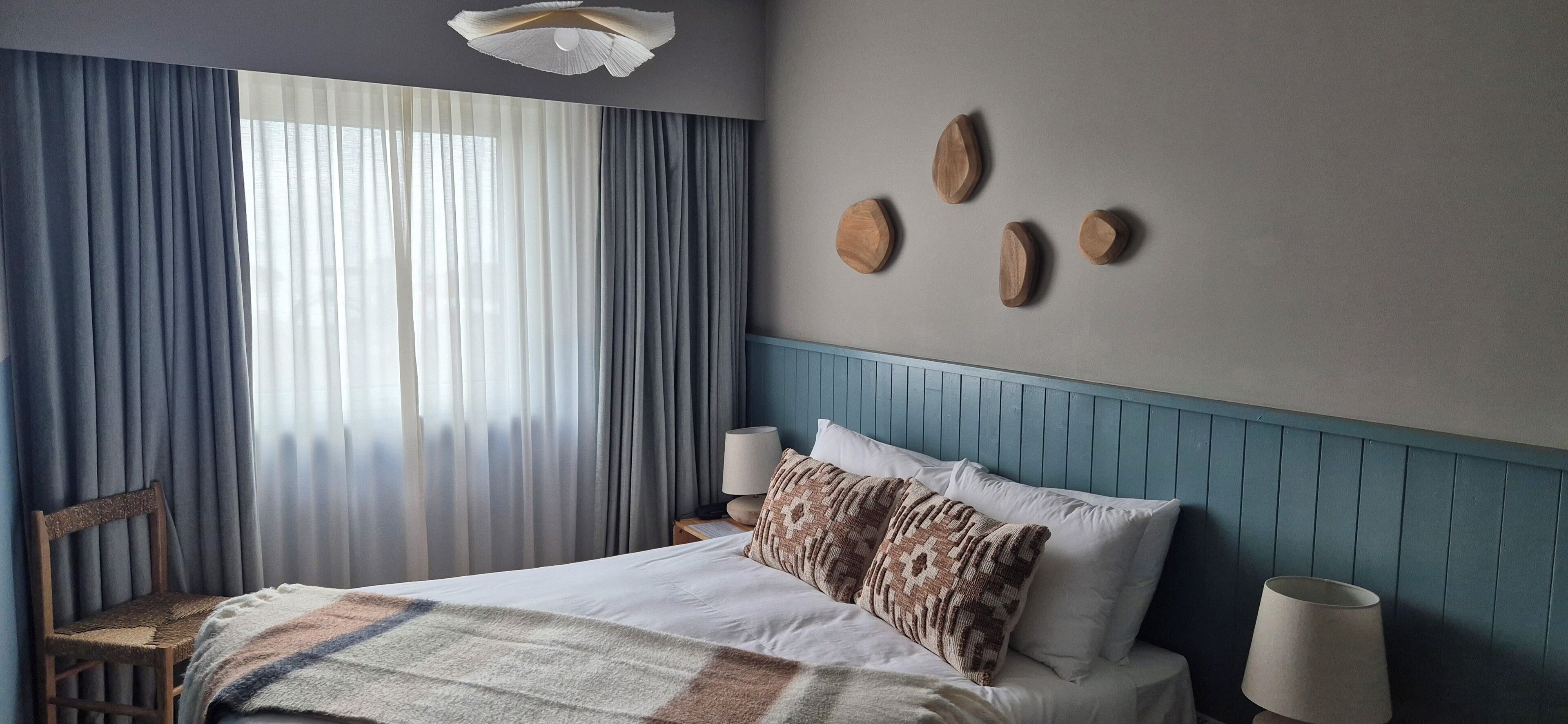 1 室のベッドルーム、アイロン / アイロン台、WiFi (無料)、ベッドシーツ