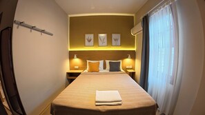 Double or Twin Room | Iron/ironing board, free WiFi, bed sheets - No 22 Hotel Riders' Inn (Ula)