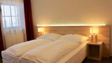 Superior Double Room | Desk, blackout curtains, free WiFi, bed sheets