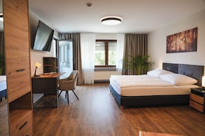 Superior Apartment | Desk, blackout curtains, free WiFi, bed sheets - Landgasthof Schwarzberg (Inzell)