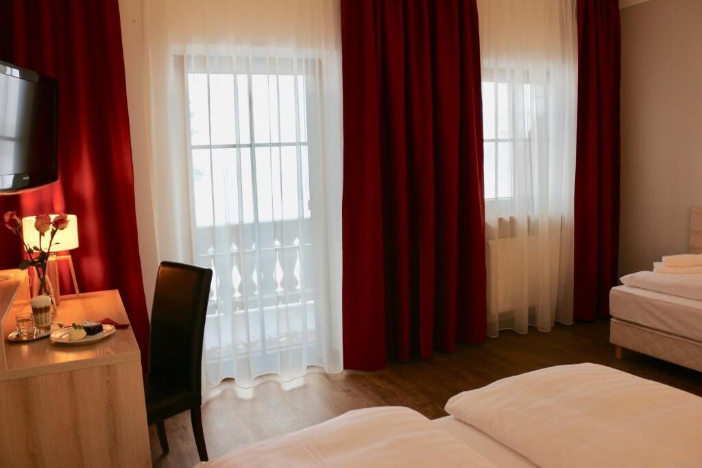 desk, blackout curtains, free wifi, bed sheets