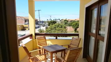 Apartamento, 2 quartos | Sacada