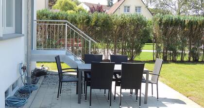 Moderne Ferienwohnung EG