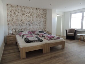 3 bedrooms, Internet, bed sheets