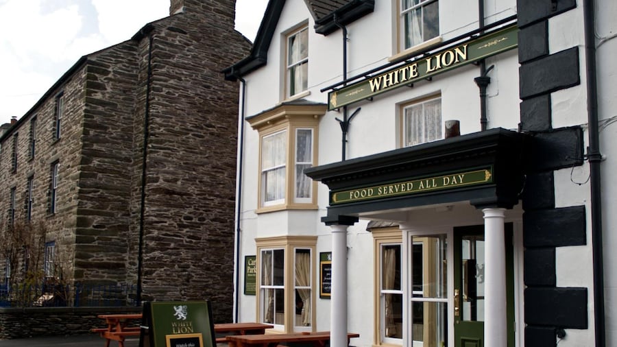 The White Lion Hotel