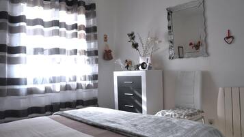 2 bedrooms, iron/ironing board