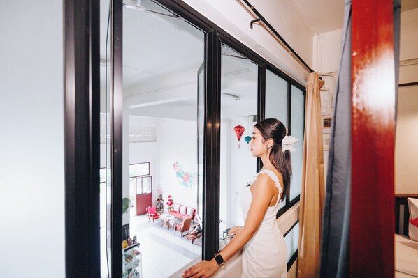 Free WiFi, bed sheets - Sleeper House (Trang)