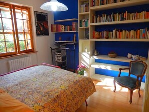 Free cribs/infant beds, rollaway beds, free WiFi, bed sheets - B&B Ca' Dell'Olmo (Pesaro)