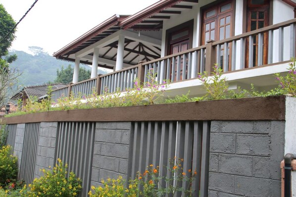 Exterior - Selfcate Luxury Apartments (Kandy)