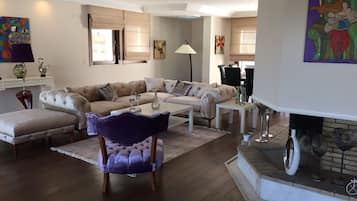 Villa, plusieurs chambres | Salle de séjour