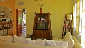 Apartment | Living area | Flat-screen TV - Alba by RentingPlaya (Playa del Carmen)